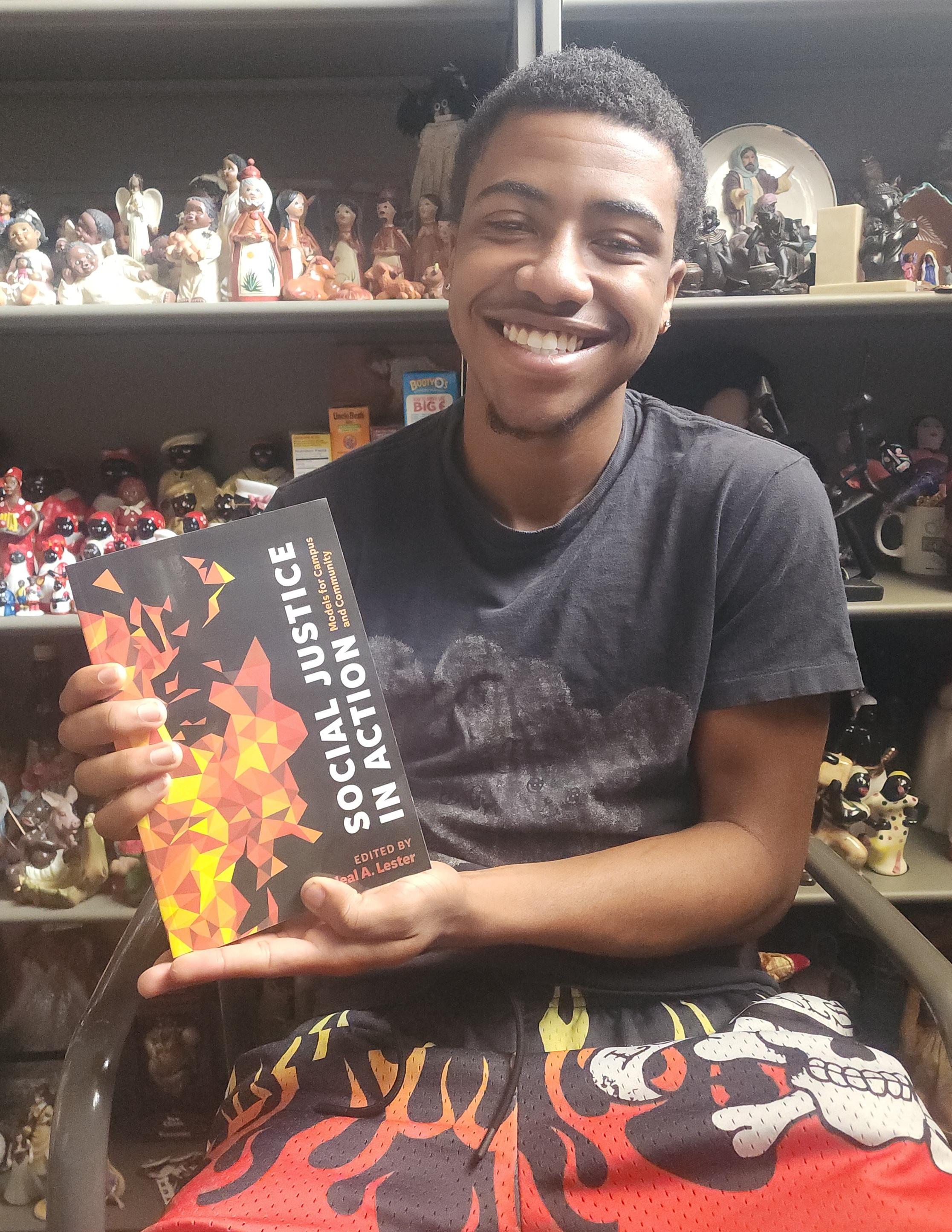 book_carousel_03_26